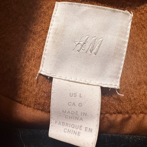 H&M Shacket - Picture 2 of 2